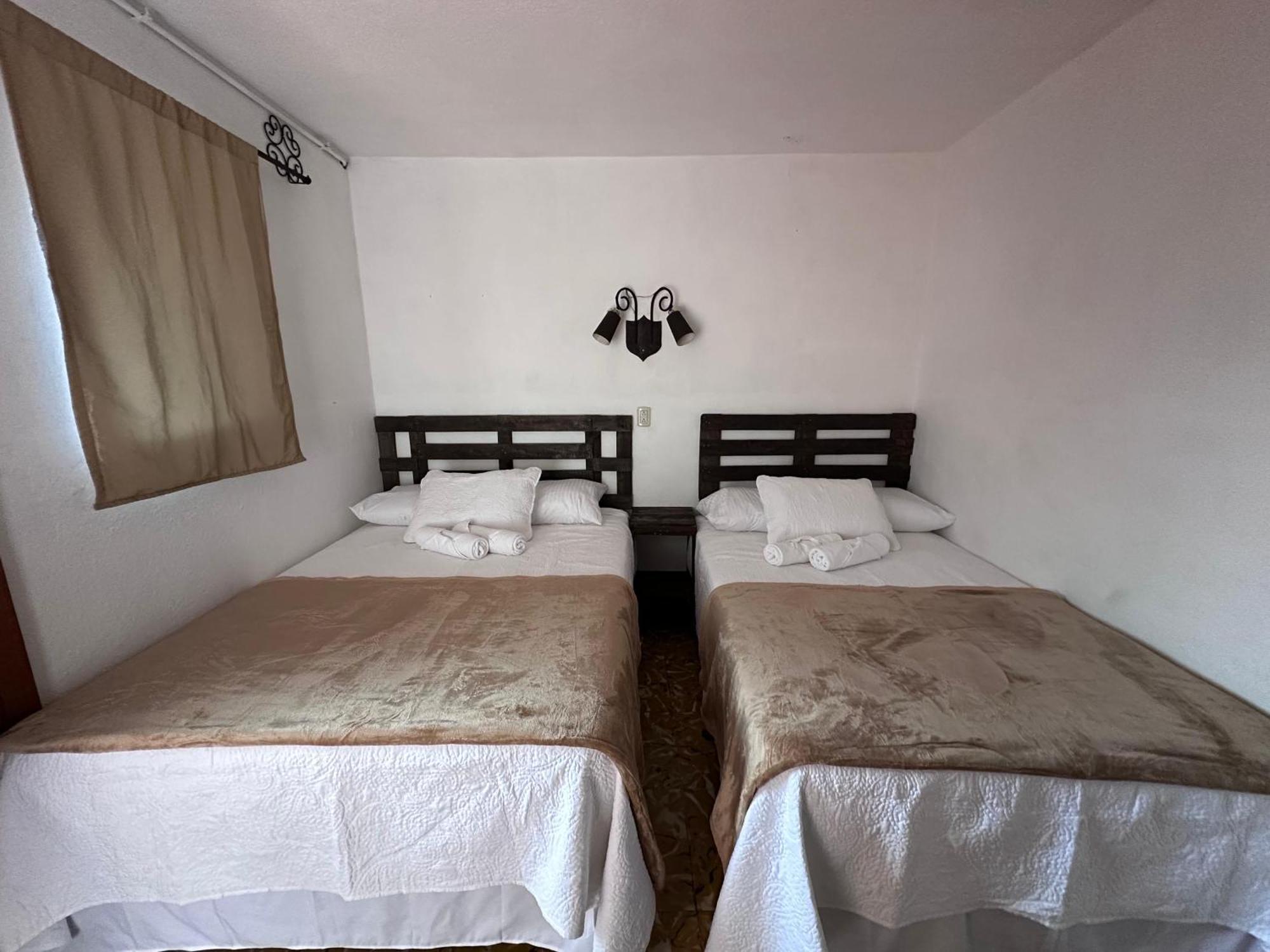 Hotel Casa Blanca Antigua Guatemala エクステリア 写真