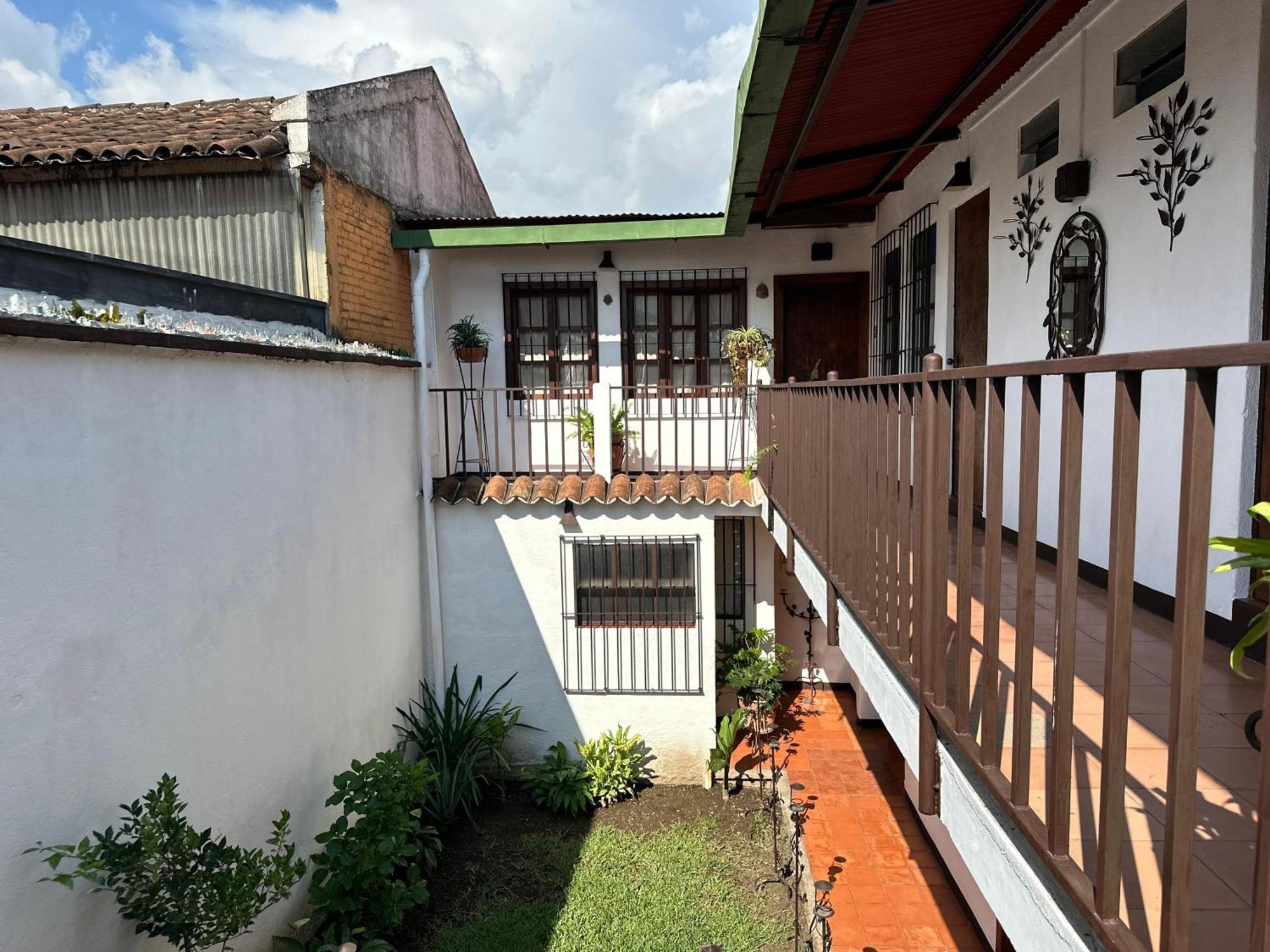 Hotel Casa Blanca Antigua Guatemala エクステリア 写真
