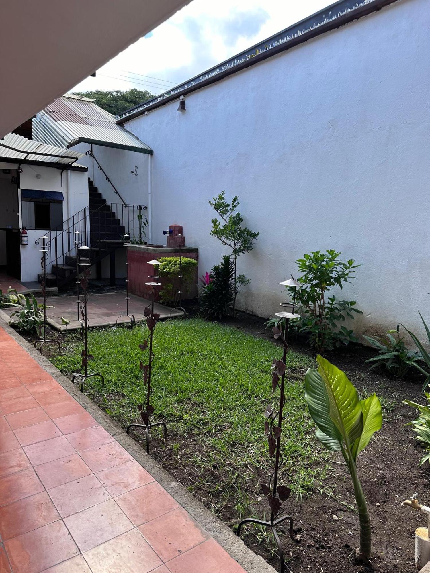 Hotel Casa Blanca Antigua Guatemala エクステリア 写真